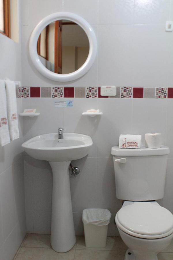 Hostal Colonial Banos エクステリア 写真